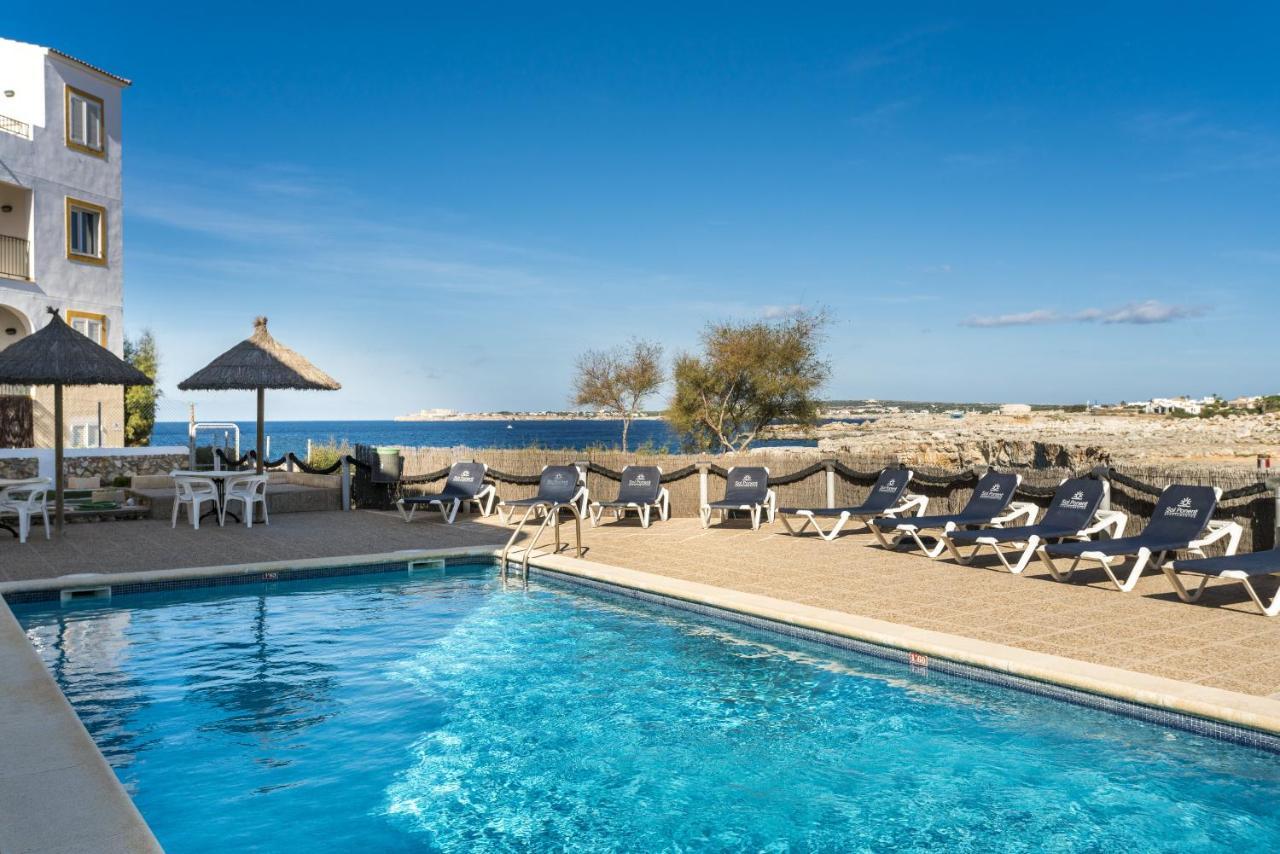Apartamentos Sol Ponent Cala Blanca  Bagian luar foto